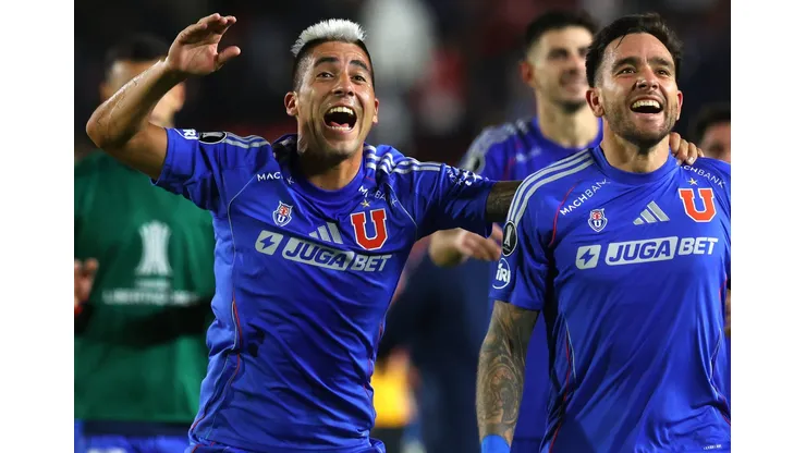 Leandro Fernández y Matías Zaldivia festejaron ante Estudiantes de La Plata.