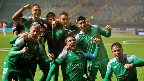 Los tanos son los nuevos líderes del torneo tras el 4-3 sobre Huachipato.