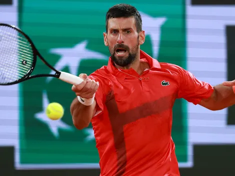 Novak Djokovic se come un McDonald en Roland Garros
