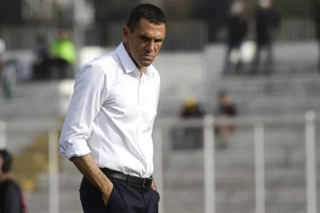 Gustavo Poyet, una de las apuestas foráneas de la UC en el último lustro. (Javier Salvo/Photosport).