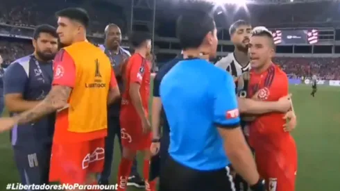 Leandro Fernández quedó muy molesto en Brasil.