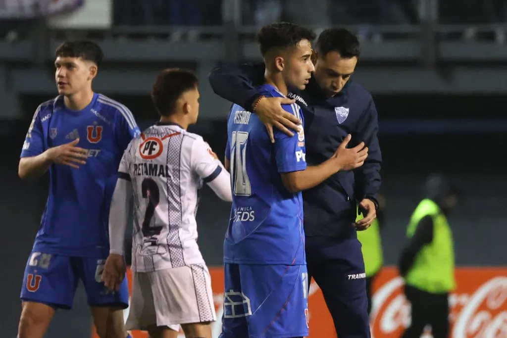 El partido de Lucas Assadi generó muchas más dudas en la U. Foto: Jonnathan Oyarzun/Photosport