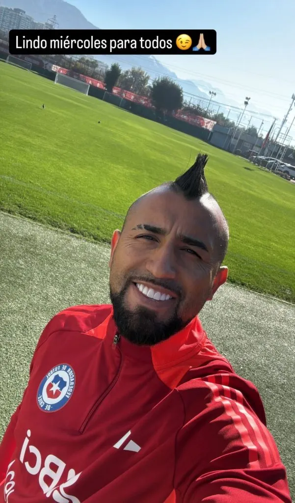 Arturo Vidal se dejó ver en Juan Pinto Durán con la selección chilena a horas de que Colo Colo juegue en Copa Libertadores. Foto: Instagram.