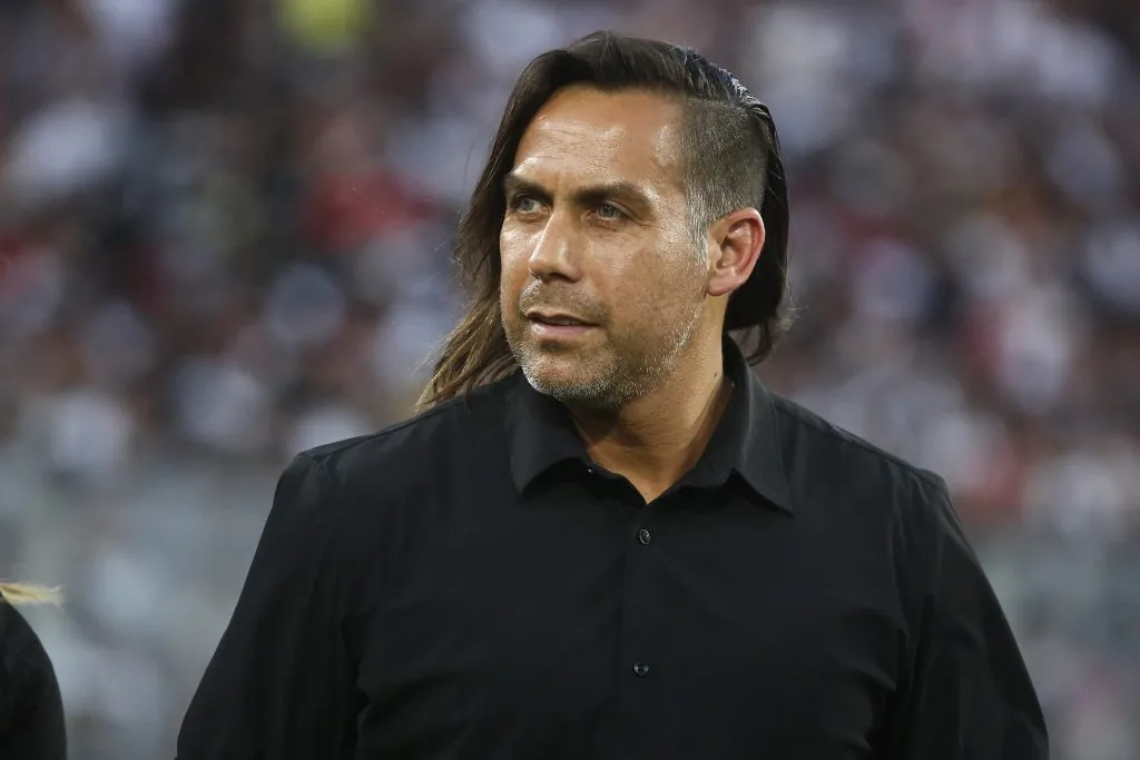 Arturo Sanhueza es uno de los candidatos para reemplazar a Héctor Robles en la banca de Santiago Wanderers. | Foto: Photosport.