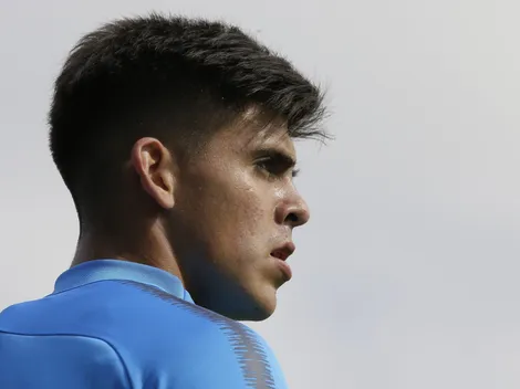 Jugó en la selección y en la U, es hincha de Colo Colo y vive "humilde" presente en Argentina