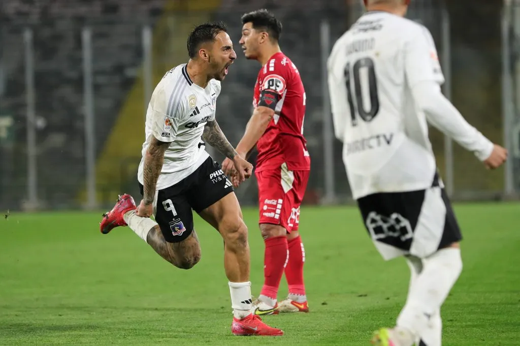 Javier Correa ha anotado en los últimos tres partidos de Colo Colo. (Foto: Felipe Zanca/Photosport)