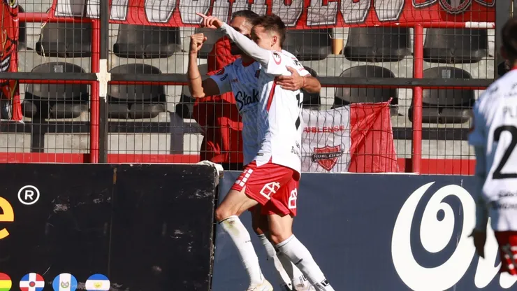 Ñublense superó a Huachipato que se complica en la Liga de Primera. Así quedó la tabla.
