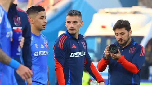 Charles fue atendido y ahora es duda para la fecha de Eliminatorias