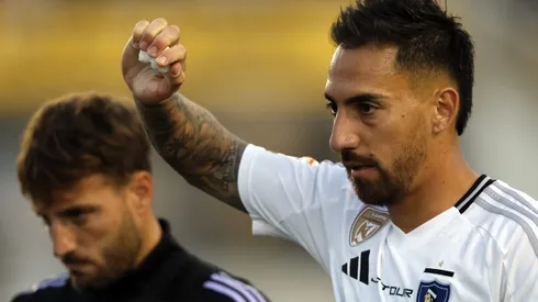 Futbol, Deportes Limache vs Colo Colo. Fecha 10, Liga de Primera 2025. El jugador de Colo Colo Javier Correa se lamenta tras desperdiciar una ocasion de gol contra Deportes Limache durante un partido de primera division realizado en el estadio Bicentenario Lucio Farina de Quillota, Chile. 02/05/2025 Andres Pina/Photosport Football, Deportes Limache vs Colo Colo. 10th turn, 2025 First Division League. Colo Colo’s player Javier Correa reacts after wasting a chance of goal against Deportes Limache during a first division match at the Bicentenario Lucio Farina stadium in Quillota, Chile. 02/05/2025 Andres Pina/Photosport