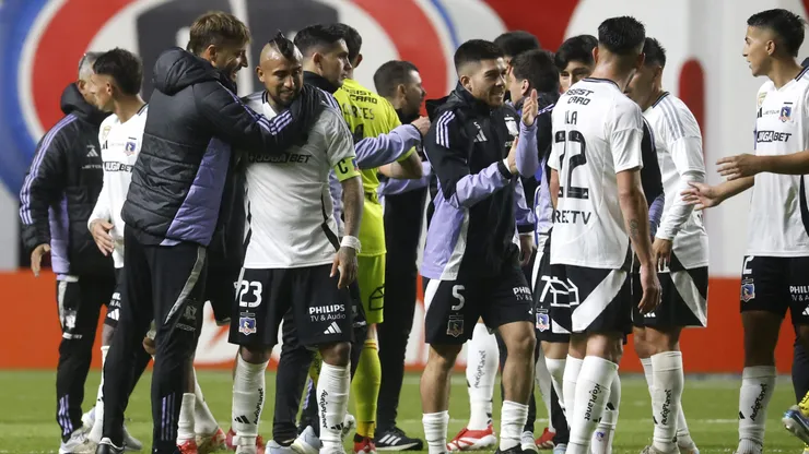 Los hinchas de Colo Colo hicieron fuertes críticas