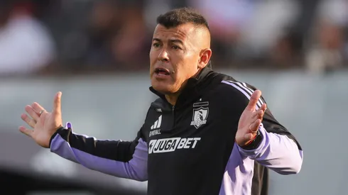 Almirón espera que Colo Colo le ofrezca más dinero para irse