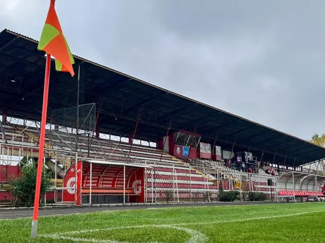 Leyenda de la Roja pelea por manito de gato a estadio olvidado