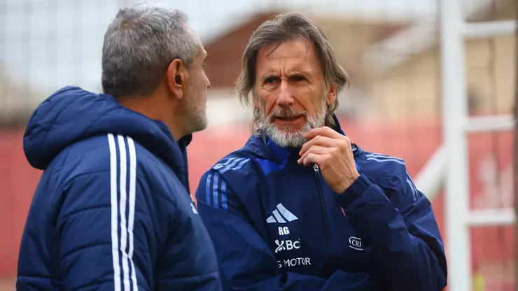 Ricardo Gareca sigue muy cuestionado en la Roja.