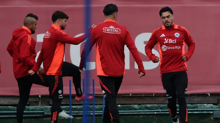 La Roja podría perder uno de sus titulares vs Argentina.