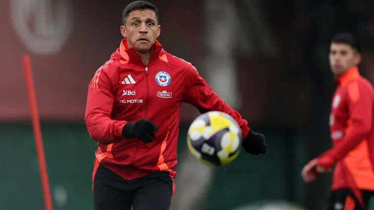 Alexis en las prácticas de La Roja.