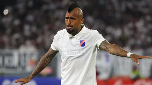 Revelan supuestos gastos de Arturo Vidal.