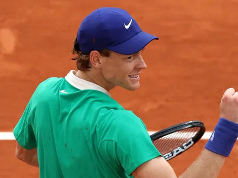 Sinner vive susto ante Bublik, pero logra llegar a semis en Roland Garros