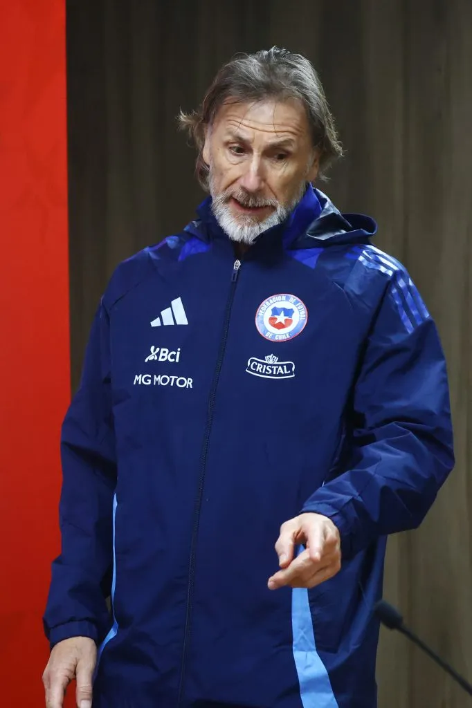 Ricardo Gareca podría estar viviendo sus últimos días a cargo de la selección chilena. Foto: Jonnathan Oyarzun/Photosport.
