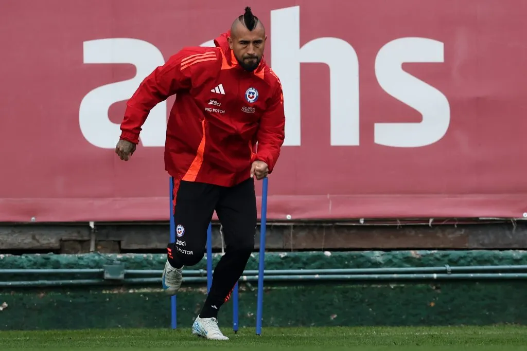 Todo apunta a que Arturo Vidal será titular en este crucial duelo de la selección chilena ante Argentina. | Foto: Photosport.