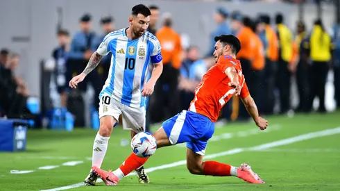 Lionel Messi puede quedar afuera del partido de Chile y Argentina.