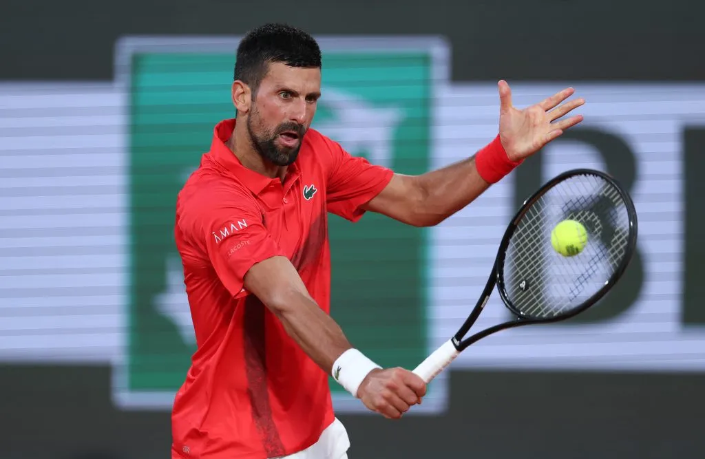 Djokovic ganó en Roland Garros y entró a semifinales