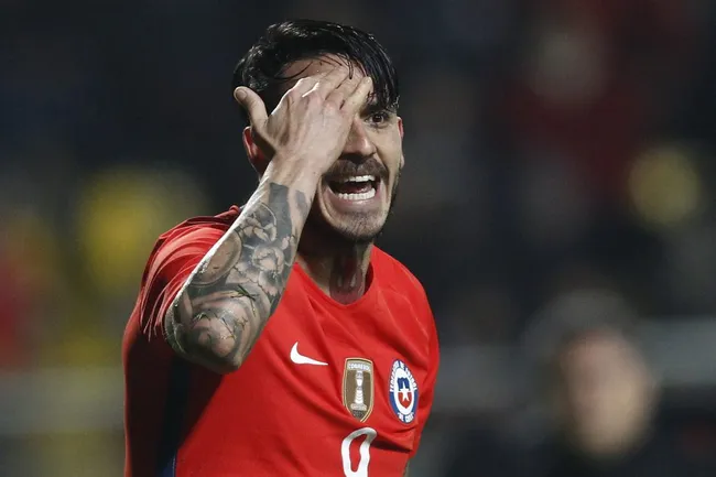 Mauricio Pinilla está podrido de Gareca. (Marcelo Hernandez/Photosport).