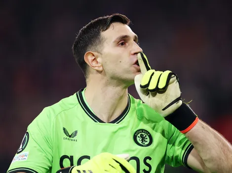 Dibu Martínez juega contra Chile con la cabeza en un gran traspaso