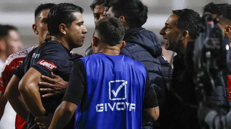 Walter Lemma fue expulsado en el duelo contra Colo Colo