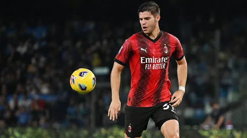 Este zaguero central argentino fue fichado por el AC Milan en casi 4.5 millones de dólares.