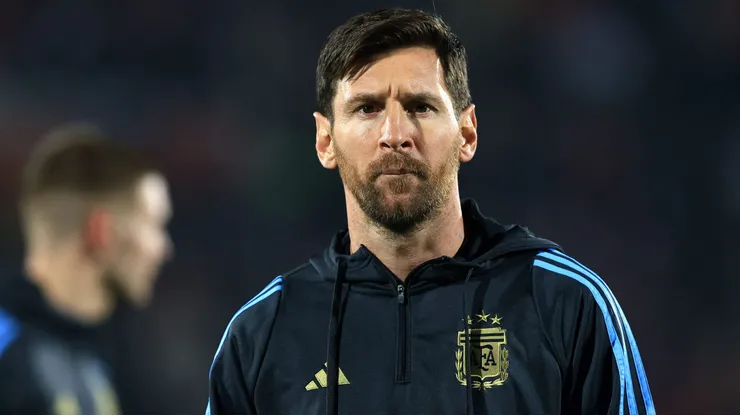 El argentino no fue considerado como titular en el duelo.