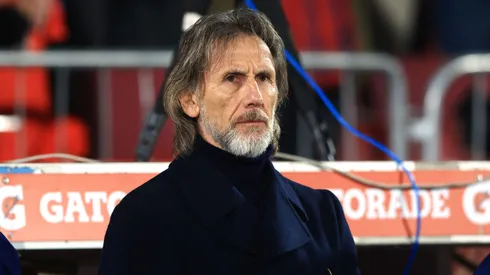 La reacción de Ricardo Gareca al gol de Julián Álvarez ante Chile.