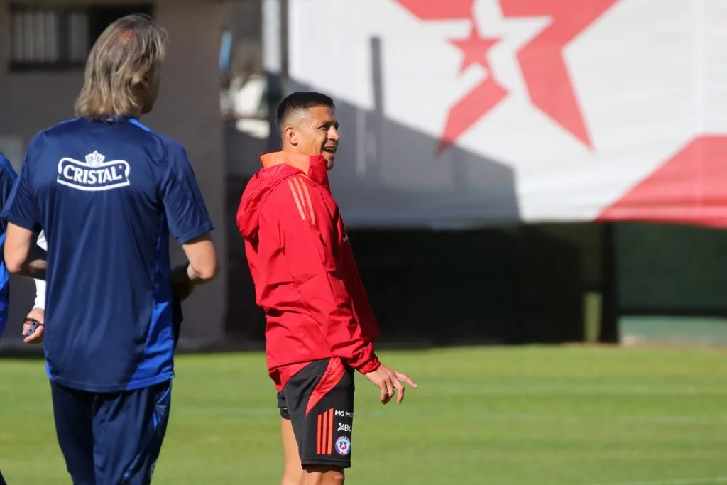 Alexis Sánchez entregó su opinión sobre la continuidad de Ricardo Gareca con un claro mensaje. Foto: Photosport.