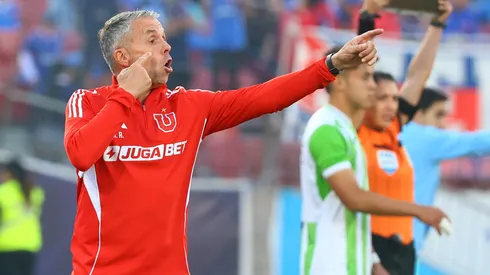 Gustavo Álvarez tiene contrato con la U hasta 2026.