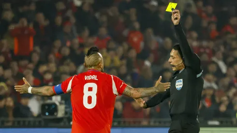Vidal no tuvo una buena jornada en el Chile vs Argentina.