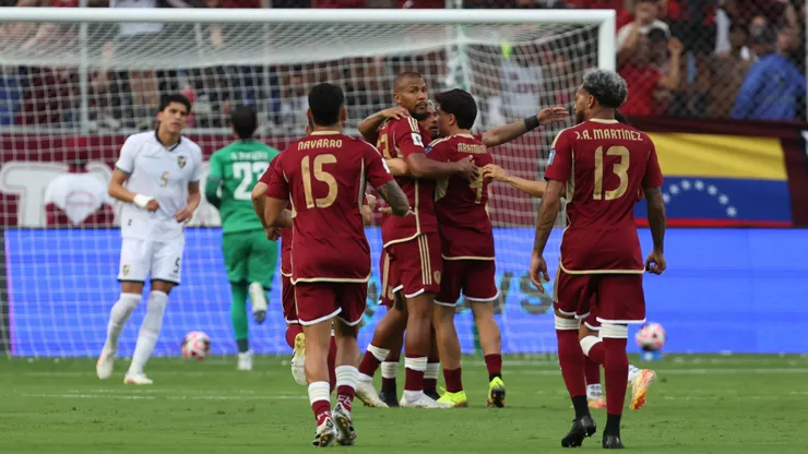 Venezuela celebra ante Bolivia.
