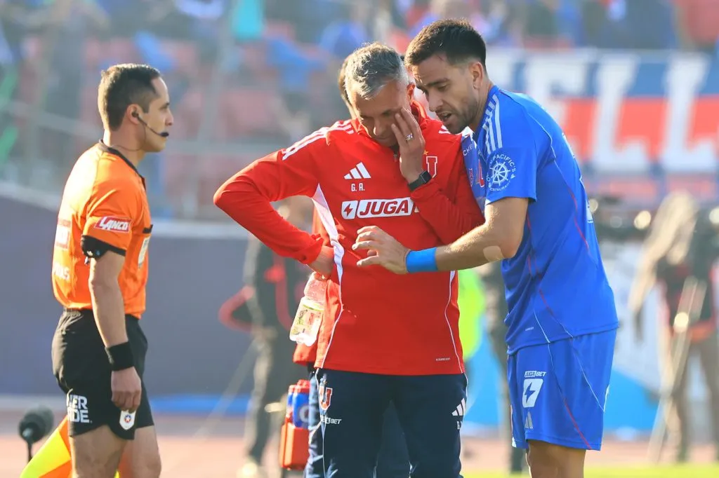 Gustavo Álvarez resolvió el puzzle: la formación de U. de Chile para la ida contra Curicó Unido | Photosport