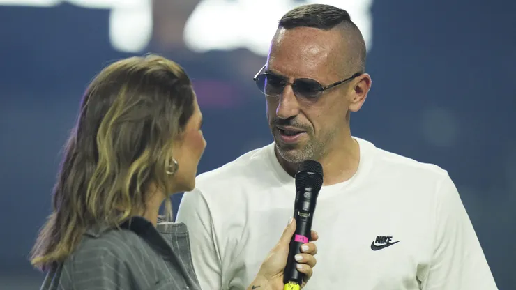 Franck Ribéry eso con todo contra Cristiano Ronaldo.