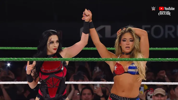 "La Primera" logró un triunfo en su primer combate de la jornada en World Collide.