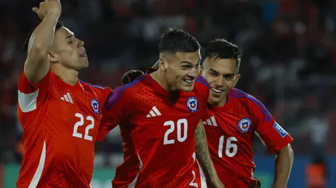 Vienen los millones por Vicente Pizarro y Lucas Cepeda.