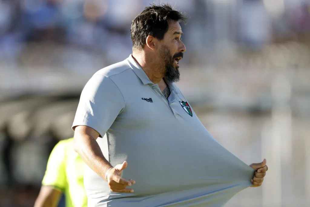 Vitamina Sánchez y le pone condiciones a la UC para asumir la banca: tres refuerzos, uno de ellos Joe Abrigo.