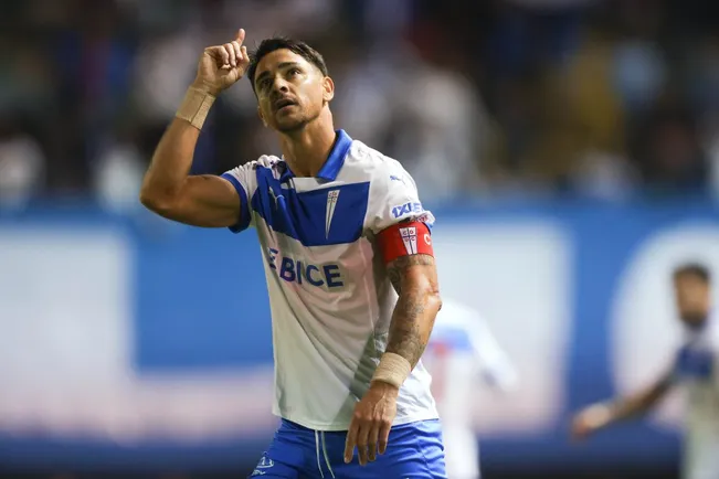 Fernando Zampedri lleva ocho goles en 16 partidos esta temporada. (Felipe Zanca/Photosport).