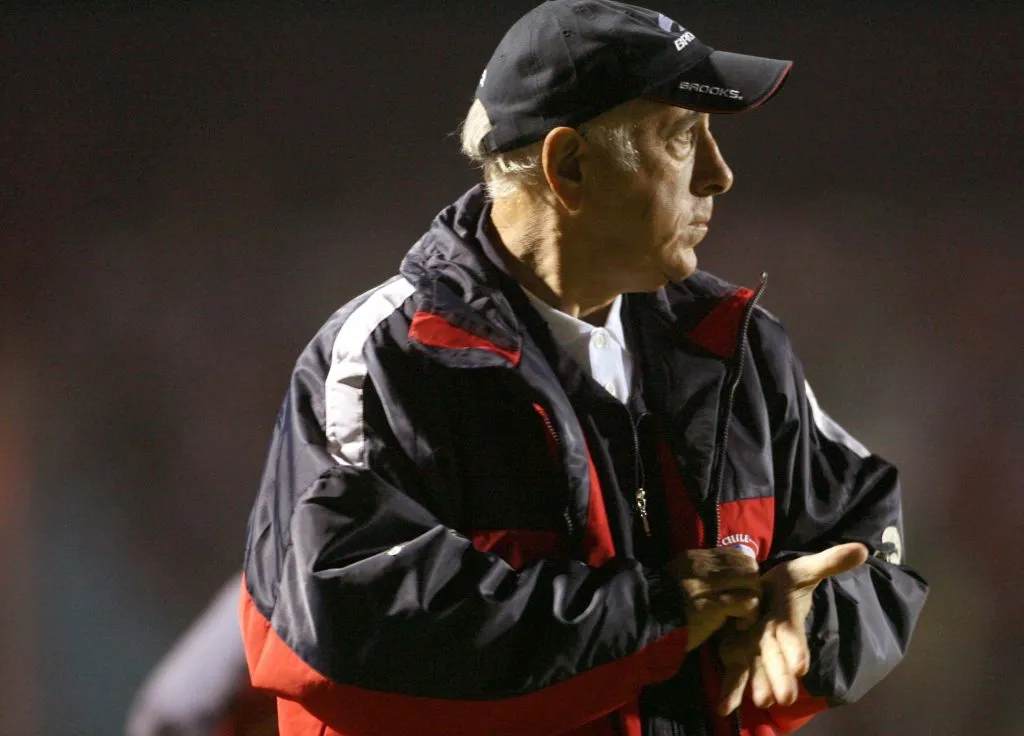 AMISTOSO
NELSON ACOSTA
FUTBOL,SELECCION CHILENA /SELECCION NUEVA ZELANDIA
LA CALERA, CHILE
27/04/2006
ANDRESPINA/PHOTOSPORT