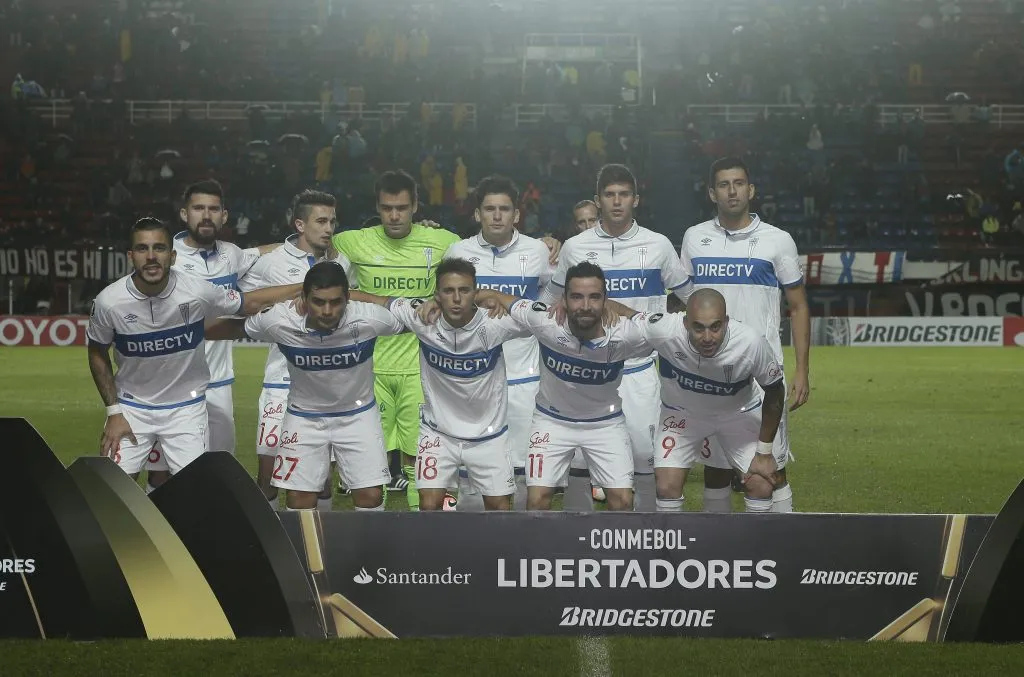 Arriba, de izquierda a derecha: César Fuentes, Ricardo Noir, Cristopher Toselli, Alfonso Parot, Benjamín Kuscevic y Guillermo Maripán. Abajo, en el mismo sentido: Enzo Kalinski, Juan Carlos Espinoza, Diego Buonanotte, Fernando Cordero y Santiago Silva.  (Photogamma/Photosport).