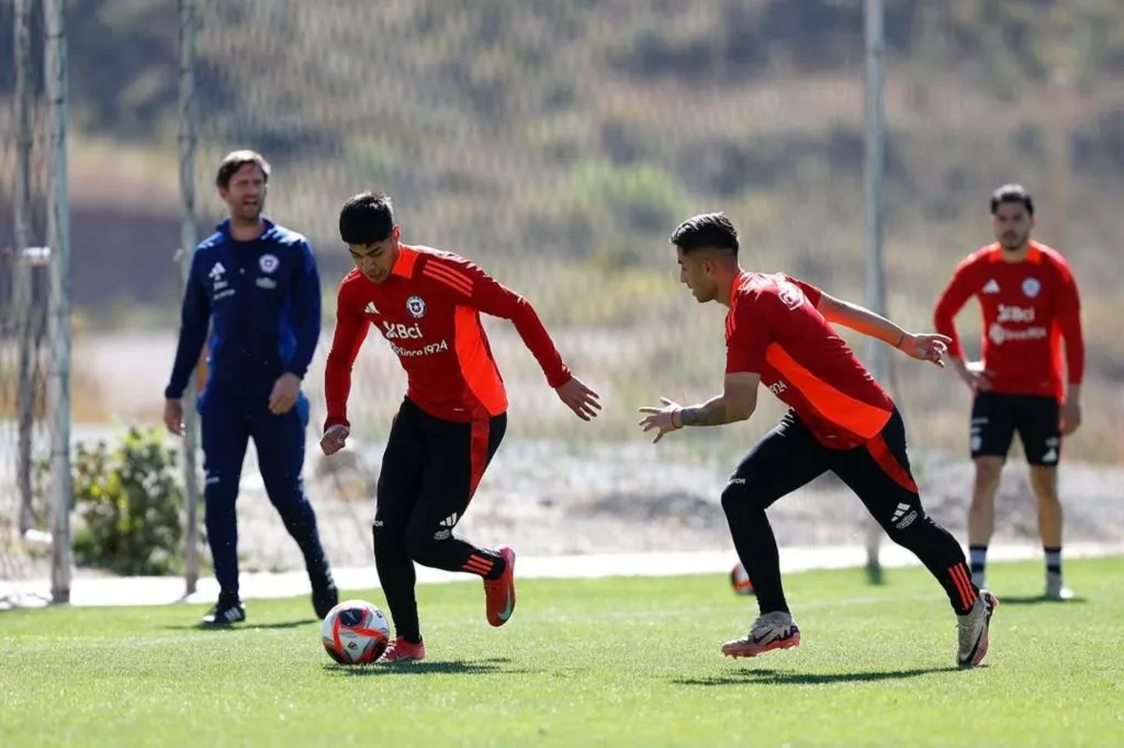 La selección chilena llegó a Bolivia sin haber realizado ningún trabajo previo en Calama. | Foto: La Roja.