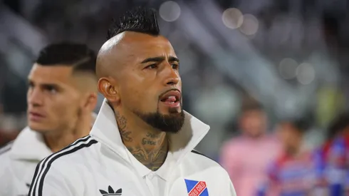 Arturo Vidal sabe que su contrato se puede renovar automáticamente con Colo Colo.
