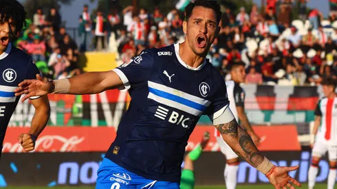 Universidad Católica busca levantar tras la salida de Tiago Nunes.