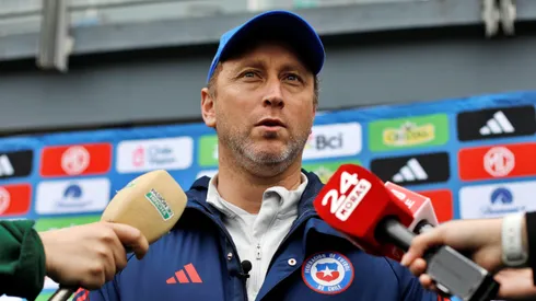 Luis Mena es el principal candidato para asumir en la Roja.