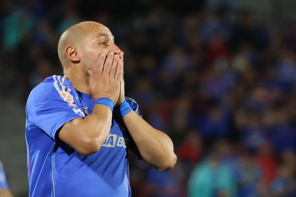 Marcelo Díaz sabe que la U sufrió un traspié duro e inesperado. (Dragomir Yankovic/Photosport).