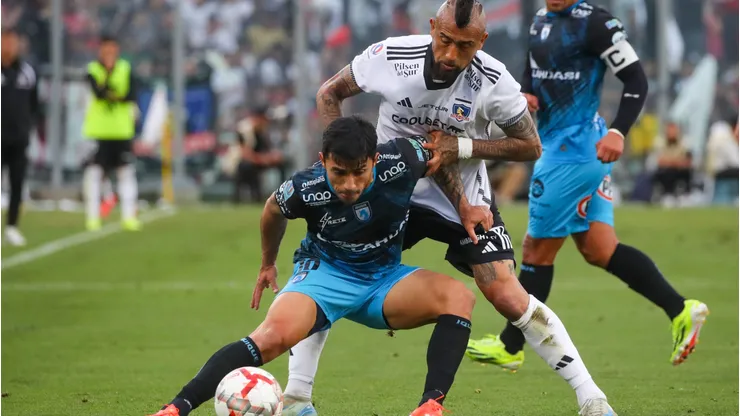 Colo Colo vs Deportes Iquique.