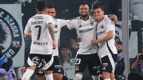 Colo Colo comienza a jugar sus partidos pendientes intentando dar el salto a la cima.